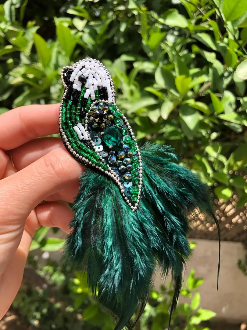 TTjewelry Peacock Feather Rhinestone Brooch Pin - Crystal Sparkly Brooch, Gift Box Included - View #12